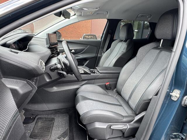 Peugeot 3008 1.6 HYbrid 225 Allure // NAVI // CLIMA // CRUISE // STOELVERWARMING // DAB RADIO //