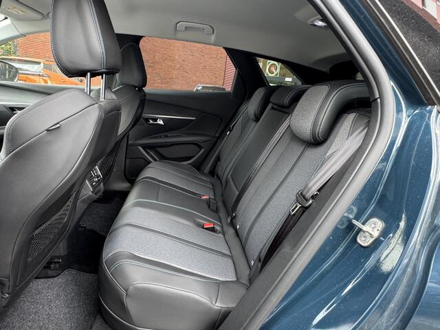 Peugeot 3008 1.6 HYbrid 225 Allure // NAVI // CLIMA // CRUISE // STOELVERWARMING // DAB RADIO //
