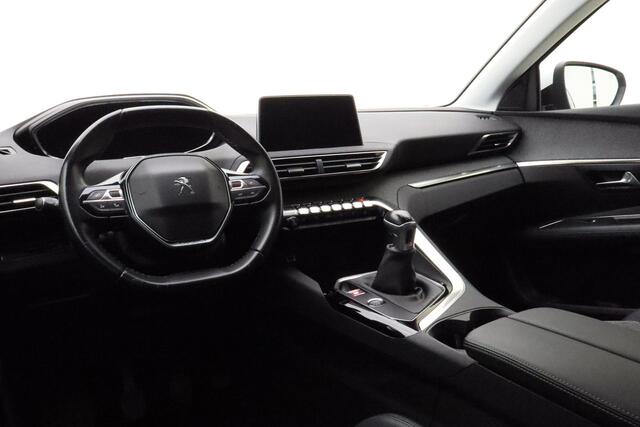 Peugeot 3008 1.2 PureTech Crossway 130 Pk |"Navigatie | Camera | Climate control | Lichtmetalen velgen | Extra getint glas | Stoelverwarming |