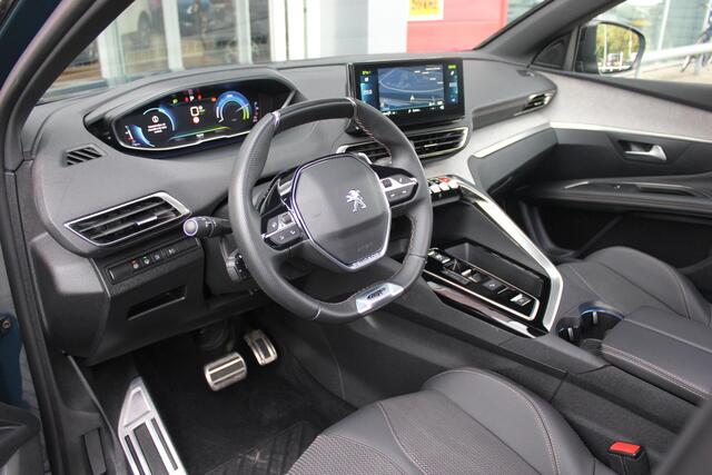 Peugeot 3008 1.6 HYbrid4 300PK GT 4WD | PANORAMISCH SCHUIF/KANTEL DAK | 19" LICHTMETALEN VELGEN "BLACK PACK" | DODEHOEK DETECTIE | NAVIGATIE | APPLE CARPLAY/ANDROID AUTO | ADAPTIVE CRUISE CONTROL | ACHTERUITRIJ CAMERA | PARKEERSENSOREN VOOR EN ACHTER | FULL LED KOPLAM