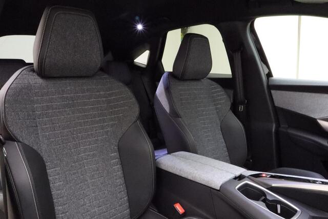 Peugeot 3008 1.6 plug-in Hybrid Allure 195 Pk | 85KM WLTP Elektrisch Rijden | DEMO | Stoel Verwarming | Navigatie | Cruise Control | Climate Control