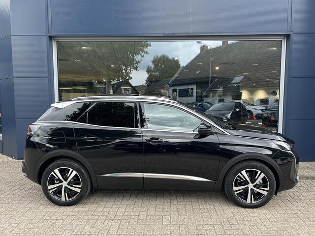 Peugeot 3008 1.6 HYbrid 225 GT | Slechts 16499 KM Gereden | Automaat | Panorama Schuif-/Kanteldak | Navigatie | Camera | Adaptieve Cruise Control | Hoge Zitpositie | Climate Control | LED Verlichting | Keyless Entry | Dode Hoek Detectie |