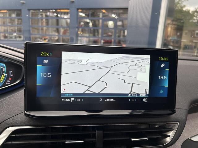 Peugeot 3008 1.6 HYbrid 225 GT | Slechts 16499 KM Gereden | Automaat | Panorama Schuif-/Kanteldak | Navigatie | Camera | Adaptieve Cruise Control | Hoge Zitpositie | Climate Control | LED Verlichting | Keyless Entry | Dode Hoek Detectie |
