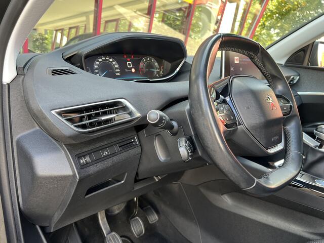 Peugeot 3008 1.2 PureTech Première | NL auto | Pano | Afneembare trekhaak |