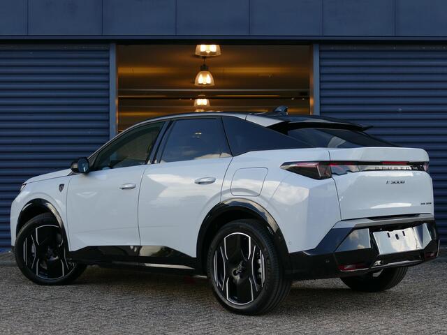 Peugeot 3008 e-3008 Launch Edition 325pk Dual Motor 73 kWh | NIEUW | Uit voorraad leverbaar! | Panorama dak | Alcantara pakket | 360 ° Camera | FOCAL Hi-Fi | ACC | Matrix LED