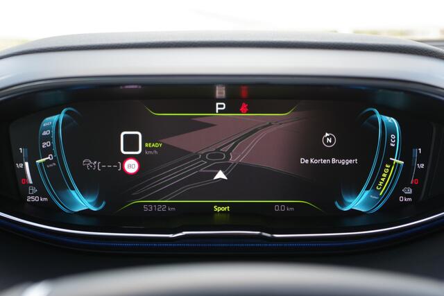 Peugeot 3008 1.6 HYbrid4 300 PK GT Avantage PHEV, Panoramadak, Leder, 360 Camera, Memory, Focal Sound