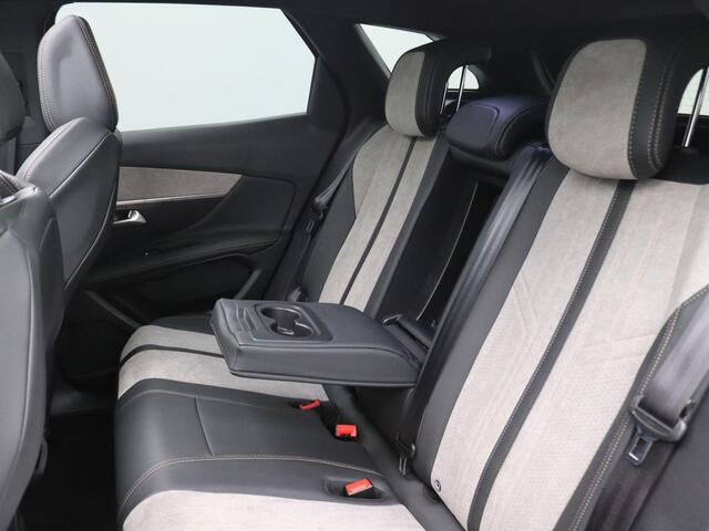 Peugeot 3008 1.6 HYbrid4 Blue Lease GT 300PK Aut8 Pano-Schuifdak, Adaptieve Cruise Controle, 360gr. Camera, Stoelverwarming, Elektr. Achterklep, Trekhaak, 19" LM Velgen