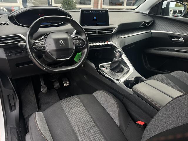 Peugeot 3008 1.2 PureTech Blue Lease Executive | 20'' Velgen | All Seasons | Trekhaak | Cruise | Navi | Apple/Android CarPlay