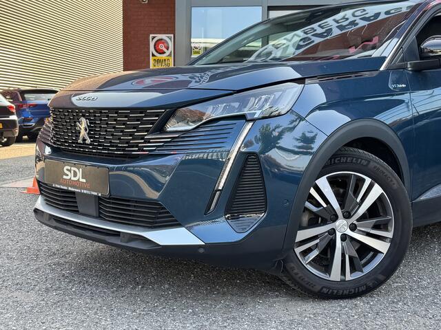 Peugeot 3008 1.6 HYbrid 225 Allure // NAVI // CLIMA // CRUISE // STOELVERWARMING // DAB RADIO //