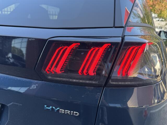 Peugeot 3008 1.6 HYbrid 225 Allure // NAVI // CLIMA // CRUISE // STOELVERWARMING // DAB RADIO //