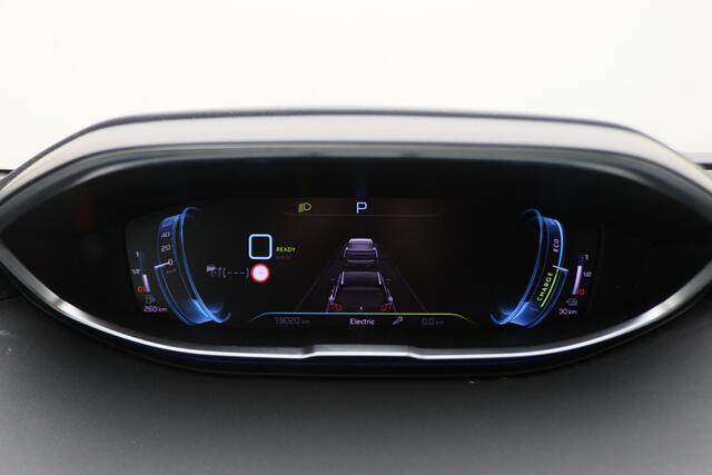 Peugeot 3008 1.6 HYbrid 225 Allure Pack Business