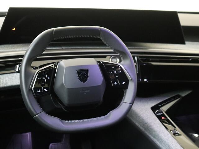 Peugeot 3008 e-3008 Allure 73 kWh | Stoelverwarming | Elek. Achterklep | Camera | Wireless Carplay |