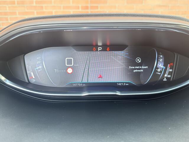 Peugeot 3008 1.2 PureTech Allure 130PK Automaat Leder Trekhaak