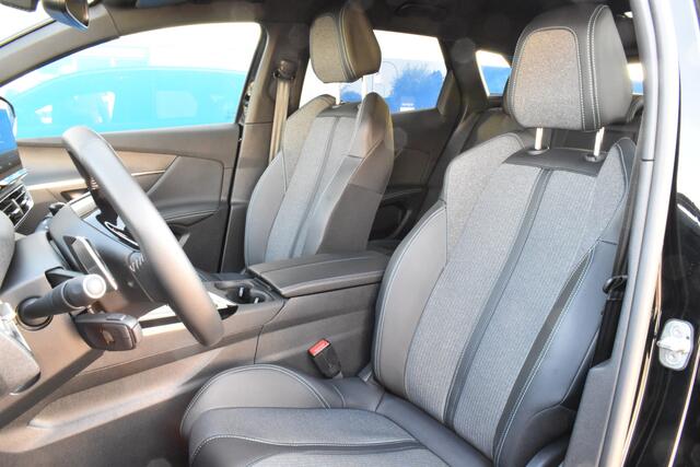 Peugeot 3008 plug-in Hybrid EAT8 195 Allure Navi | Airco | Keyless entry | Carplay | Camera |