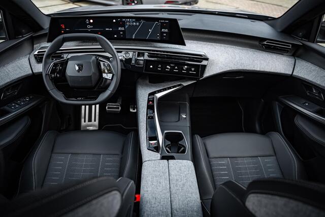 Peugeot 3008 Hybrid 145 GT |Panorama dak |Camera |Focal Audio |