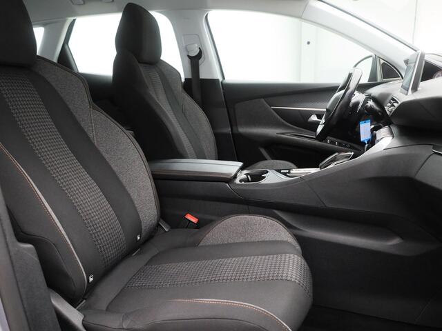 Peugeot 3008 1.2 PureTech 130 PK Automaat Active | CAMERA | CARPLAY