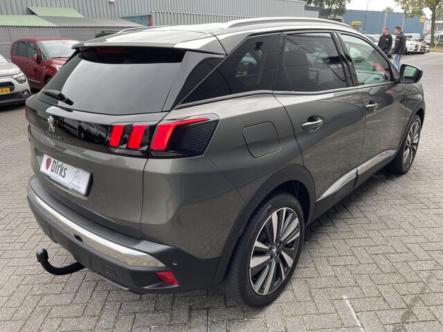 Peugeot 3008 180pk Allure Pack (Trekhaak - Leder - 360gr Camera - 19"- Navigatie - Automatische Airco - Apple Carplay)
