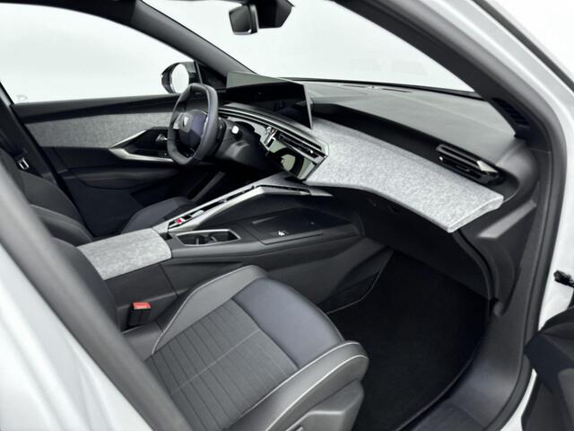 Peugeot 3008 e-3008 Allure 73 kWh 210PK | Fase 3 | Accurapport 97% | AppleCarPlay/AndroidAuto | Camera | 19''LMV | Navigatie | Adaptief Cruise Control | Climate Control | Digitaal Dashboard | Keyless | FULL LED | Privacy Glass | Isofix |