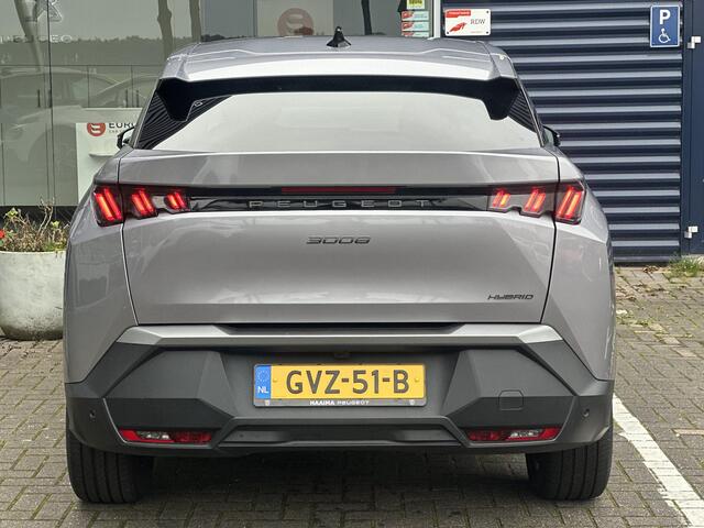 Peugeot 3008 1.2 Hybrid 136 Allure | Verwarmbare stuurwiel | Climate Control | Adaptive Cruise Control | Dode hoekdetectie | Apple Carplay/Android Auto | Draadloze telefoonlader | Full LED | Parkeercamera/-sensoren | Keyless Entry/Start |