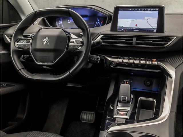 Peugeot 3008 1.2 PureTech Sport Automaat (APPLE CARPLAY, GROOT NAVI, 360 CAMERA, SPORTSTOELEN, GETINT GLAS, LANE ASSIST, PARKEERSENSOREN, TREKHAAK, CRUISE, NIEUWSTAAT)