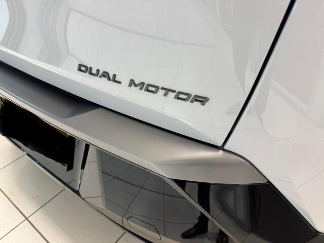 Peugeot 3008 e-3008 GT 325PK LAUNCH EDITION DUAL MOTOR 73KWH | PANORAMISCH SCHUIF / KANTELDAK | PREMIUM HIFI FOCAL | LEDEREN BEKLEDING NAPPA | ELEKTRISCH VERSTELBARE VOOR STOELEN, MET GEHEUGENFUNCTIE OP BESTUURDERSSTOEL | STOEL VERWARMING | STOEL MASAGE | STOEL VENTIL