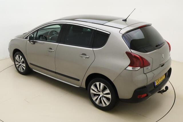Peugeot 3008 1.2 PureTech Style 130 PK | Handgeschakeld | Trekhaak | Panorama dak | Navigatie | Cruise Control | 1500 KG Trekgewicht | 1e eigenaar