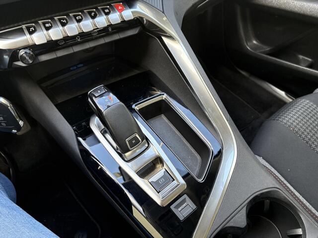 Peugeot 3008 1.2 PureTech Blue Lease Executive / AUTOMAAT / NAVI / CRUISE / 81dkm! NAP!