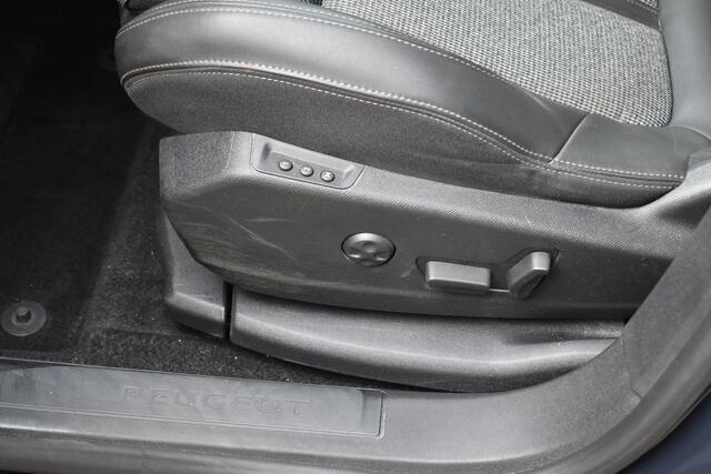 Peugeot 3008 1.5 BlueHDi Blue Lease Premium