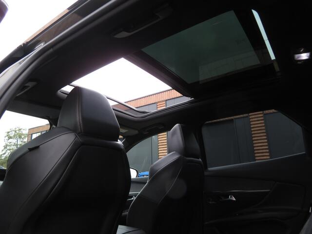 Peugeot 3008 1.2 PureTech GT Line Airco Cr-Control CarPlay Panoramadak