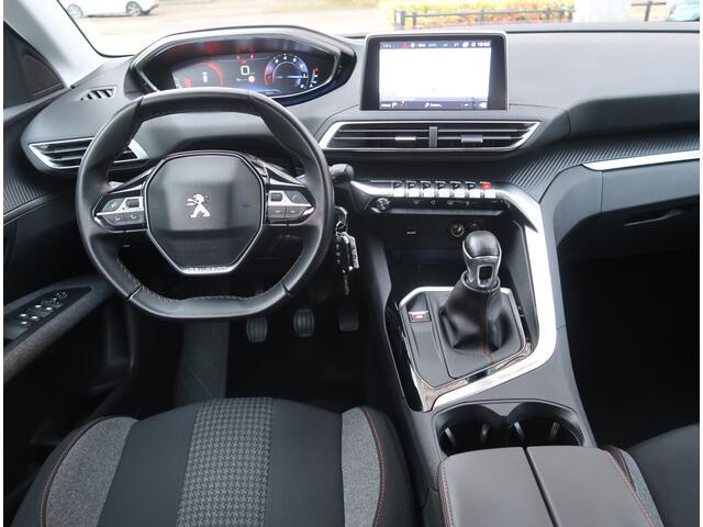 Peugeot 3008 Benzine 130 Pk. Luxe Active * Navigatie * Achteruitrij Camera * Climate & Cruise Control * L.M. Velgen * Ook Apple Carplay / Android Auto * Vingerhoets; Vierde Generatie Eersteklas Service, al meer dan 100 jaar een begrip in de Brabantse Kempen.