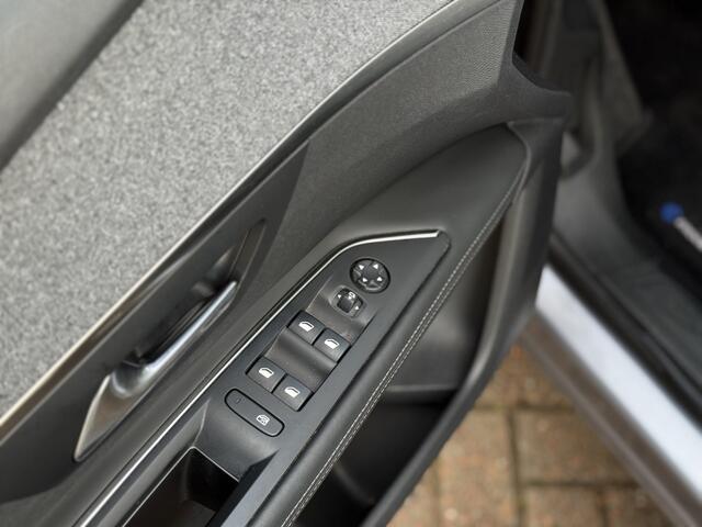 Peugeot 3008 1.2 PureTech Première | Navigatie | Camera | PDC V+A | Keyless | Cruise | Clima | Apple Carplay/Android Auto | RIJKLAARPRIJS INCL 12 MAANDEN GARANTIE EN BEURT