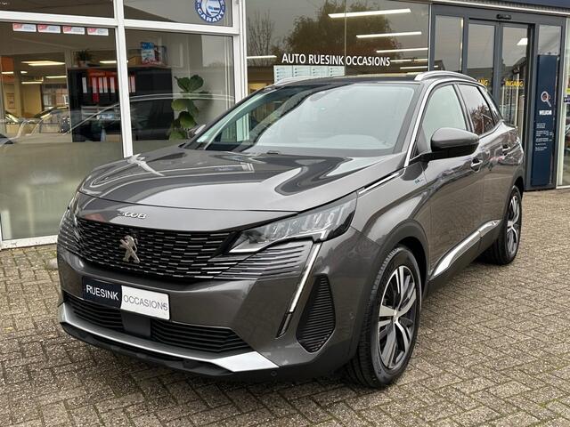 Peugeot 3008 1.6 HYBRID ALLURE