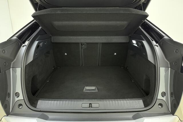 Peugeot 3008 1.2 Hybrid GT 136 PK | Automaat | Camera | Alcantara bekleding | Elektrisch bedienbare achterklep | Adaptieve Cruise Control | 1e eigenaar
