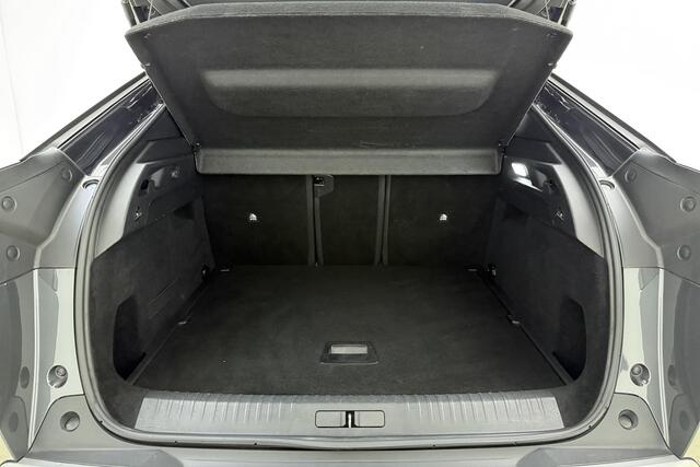 Peugeot 3008 1.2 Hybrid 136 Allure 145pk | Automaat | Navigatie | Rondomzicht Camera | Climate Control | Cruise Control Adaptief | 19" Lichtmetalen Velgen | Keyless Entry - Start