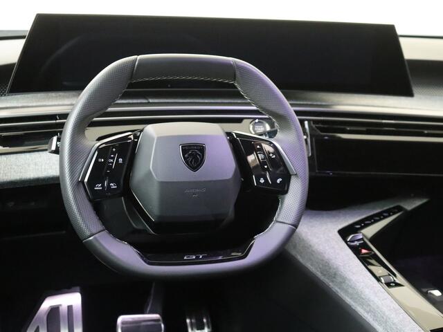 Peugeot 3008 e-3008 GT 73 kWh | Grote actieradius | Stoelverwarming | Dak spoiler | 360 graden camera | Keyless entry UITERVERKOOP !!!