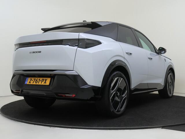 Peugeot 3008 e-3008 GT 73 kWh | Grote actieradius | Stoelverwarming | Dak spoiler | 360 graden camera | Keyless entry UITERVERKOOP !!!