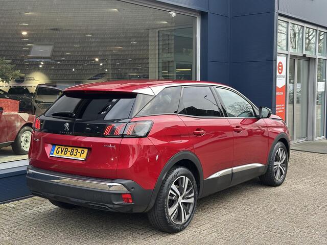 Peugeot 3008 1.6 HYbrid 225 PK Allure | Navigatie | Plug-In Hybride | Climate Control | Cruise Control | Camera | LED Verlichting | 18" Lichtmetalen Velgen | All Season Banden | Stoelverwarming | Parkeersensoren | Dode Hoek Bewaking |