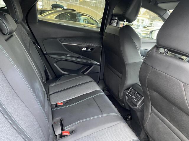 Peugeot 3008 1.6 HYbrid 180 Allure Pack Business | 19 inch | Automaat | Achteruitrijcamera | Apple carplay | Electronic climate controle | navigatiesysteem