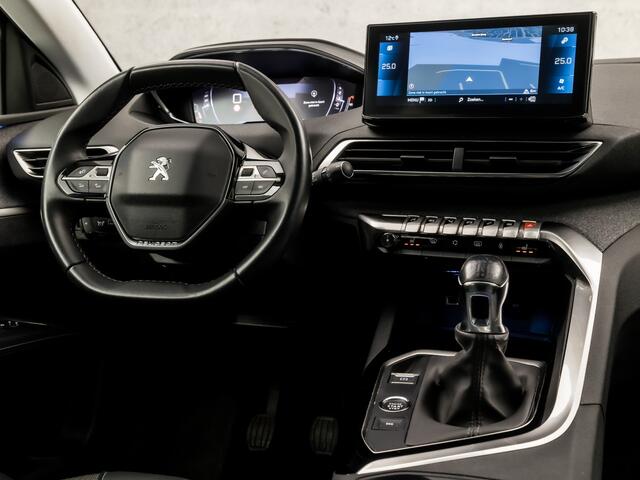 Peugeot 3008 1.2 PureTech Allure Sport (FACELIFT, APPLE CARPLAY, GROOT NAVI, LEDER, 360 CAMERA, SPORTSTOELEN, STOELVERWARMING, ADAPTIVE CRUISE, LED KOPLAMPEN, GETINT GLAS, ELEK ACHTERKLEP, NIEUWSTAAT)