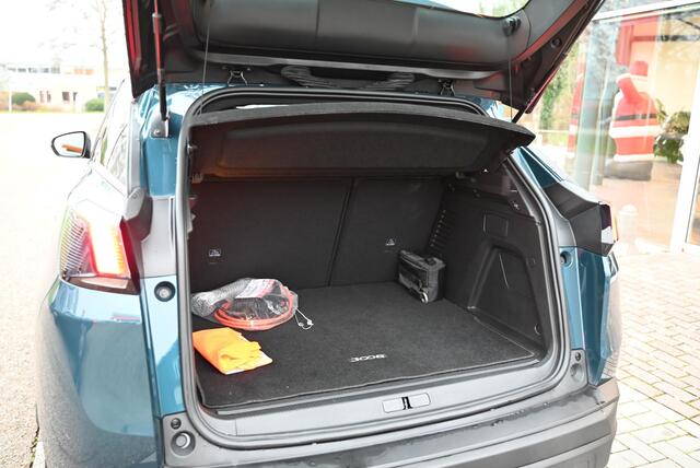 Peugeot 3008 1.6 HYbrid 225 Active Pack Business achteruitrijcamera