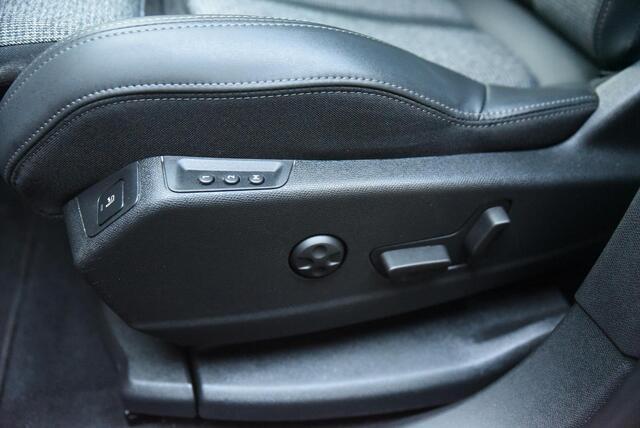 Peugeot 3008 1.6 PureTech Allure Pano - 360