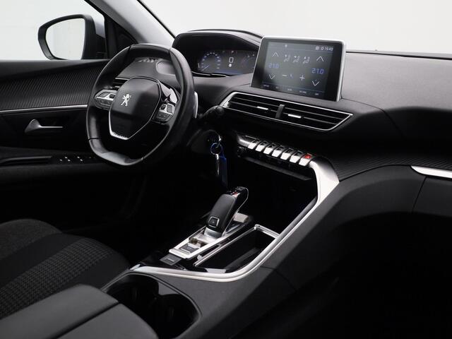 Peugeot 3008 1.2 PureTech 130 PK Automaat Active | NAVI | CARPLAY