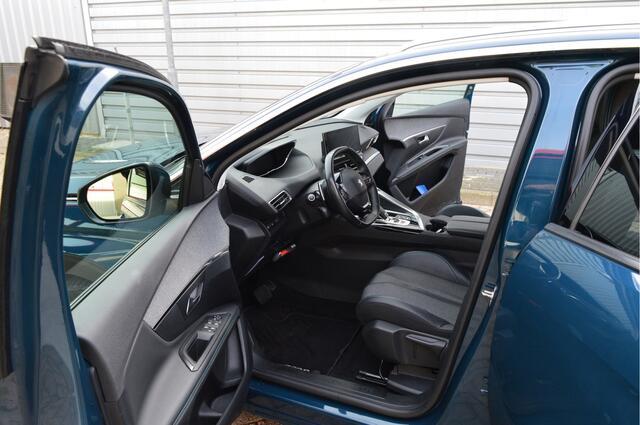 Peugeot 3008 1.2 PureTech Blue Lease Allure O.a; Trekhaak, PDC, Camera, Carplay, LED, Rijklaar, Etc. All-in prijs!