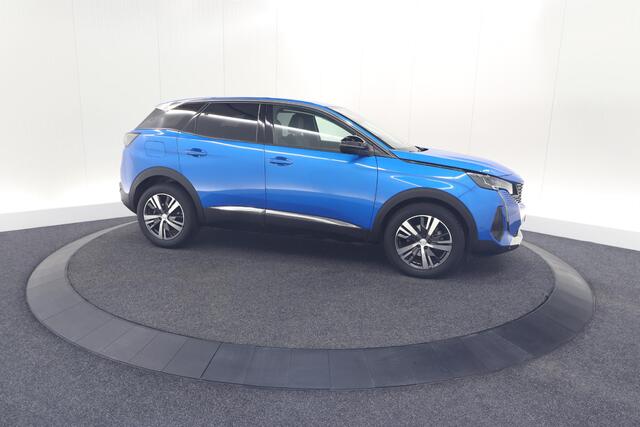 Peugeot 3008 PureTech 130 EAT8 Allure | Camera | Dodehoekdetectie | Navigatie | Apple Carplay | Parkeersensoren