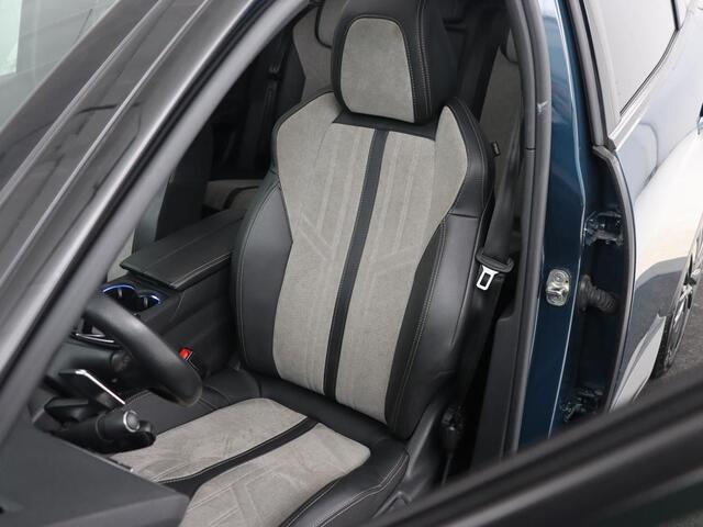 Peugeot 3008 1.6 HYbrid 225 GT Line | Panoramadak | Leder/Alcantara | Stoelverwarming | Camera | Carplay | Adaptive cruise | Navigatie | Keyless | Full LED | 19'' | Sfeerverlichting | PHEV | Plug In