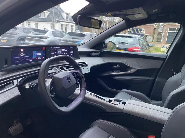 Peugeot 3008 1.2 Hybrid 145 Allure | Climate Control | Apple Carplay/Android Auto draadloos | Achteruitrijcamera | Keyless Go |