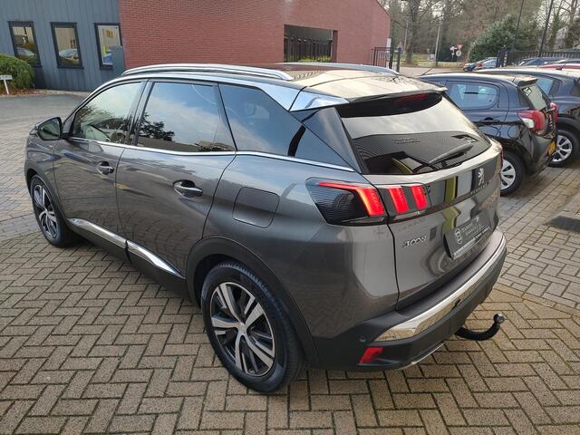 Peugeot 3008 1.6 HYbrid4 300 GT Avantage Bi-Tone Camera Navigatie Stoelverwarming Blind-Spot Trekhaak Memory