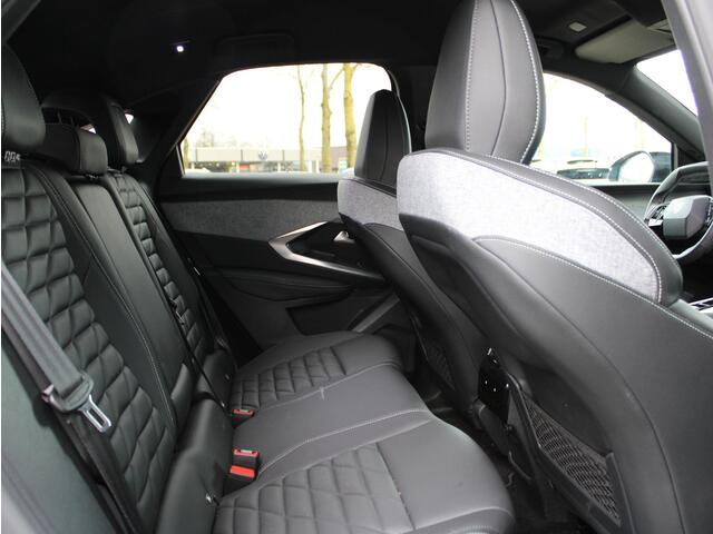 Peugeot 3008 e-3008 GT Avantage 210 73 kWh | Navi / Leder / Camera