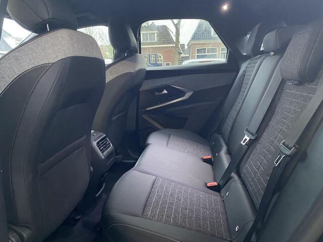 Peugeot 3008 1.2 Hybrid 145 Allure | Apple CarPlay/Android Auto | Achteruitrijcamera | Keyless | Climate | LED koplampen