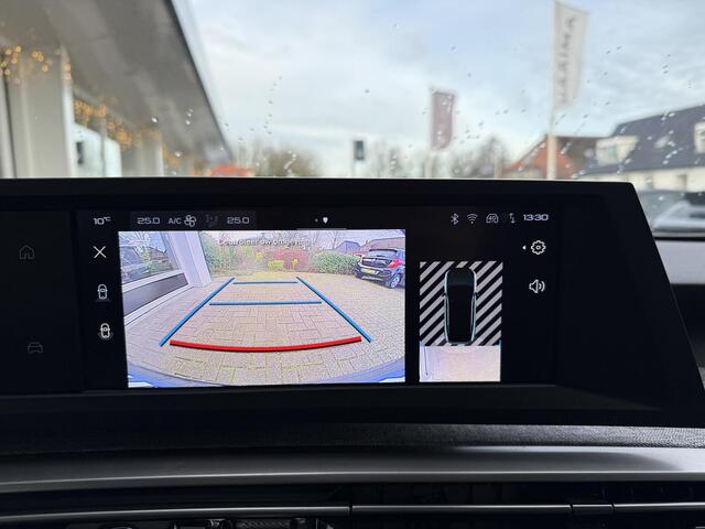 Peugeot 3008 1.2 Hybrid 145 Allure | Climate & Cruise Control | 7-Zitter | Achteruit Rijd Camera | AppleCarplay/ Android Auto |